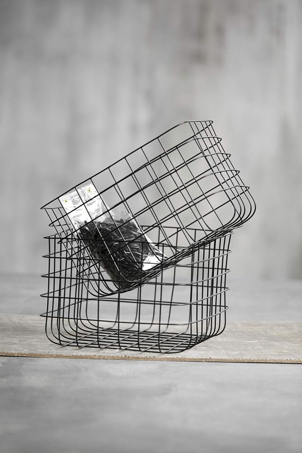 House Doctor 205340389 Korb, Simply, Schwarz, Set von 2 Grössen, S: 24x32 cm, L: 28x36 cm, h: 20 cm,