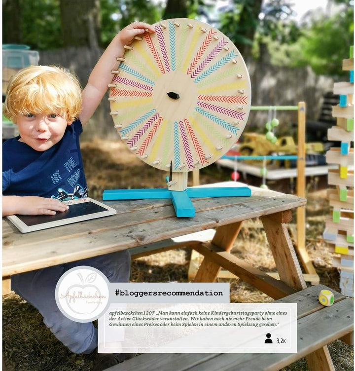 small foot 11371 Glücksrad "Active" aus Holz, FSC® 100%-Zertifiziert, mit kleiner Tafel für die Team