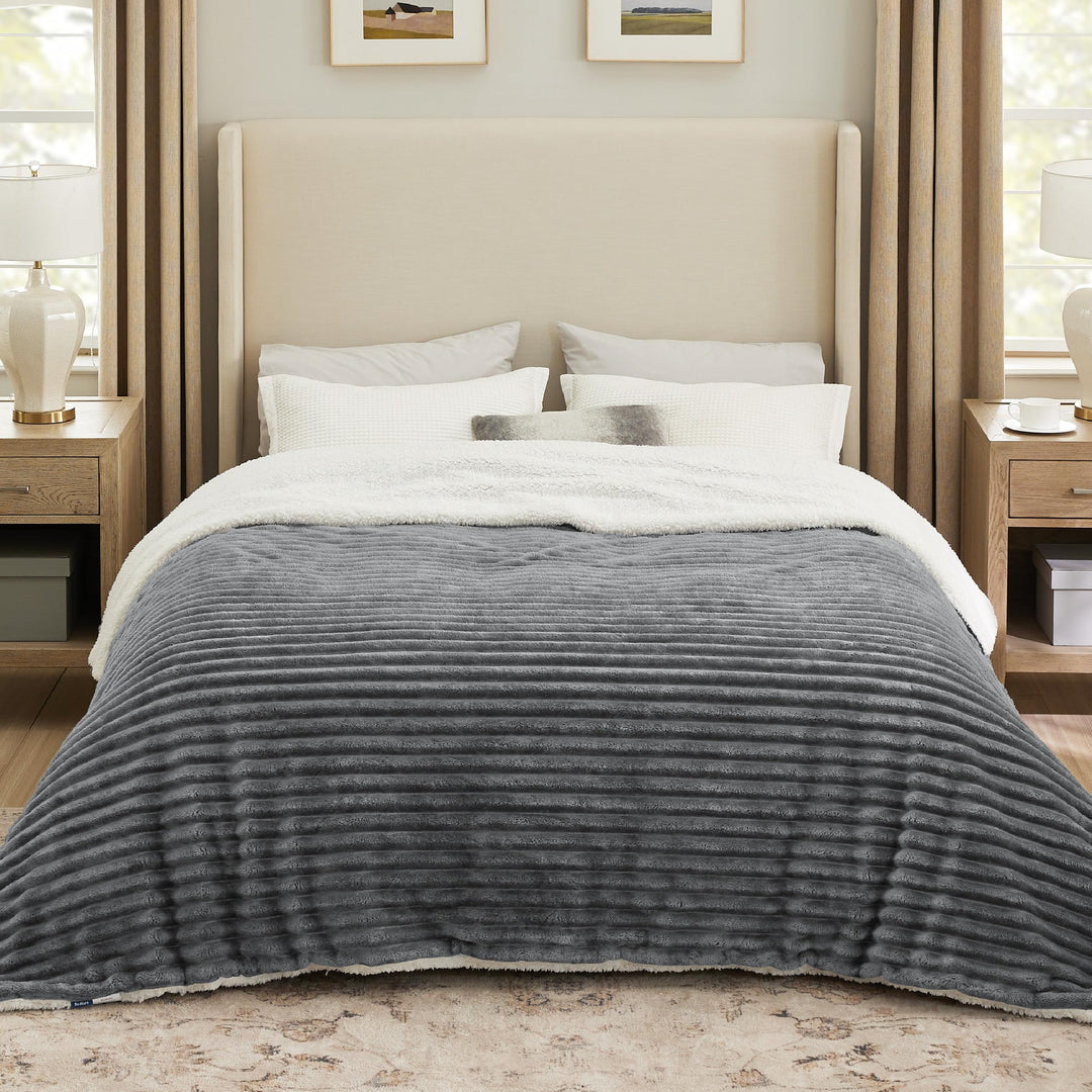 BEDSURE Sherpa Decke Grau - Warme Dicke Kuscheldecke Flauschig, Sofadecke Couchdecke Winterdecke, Wo