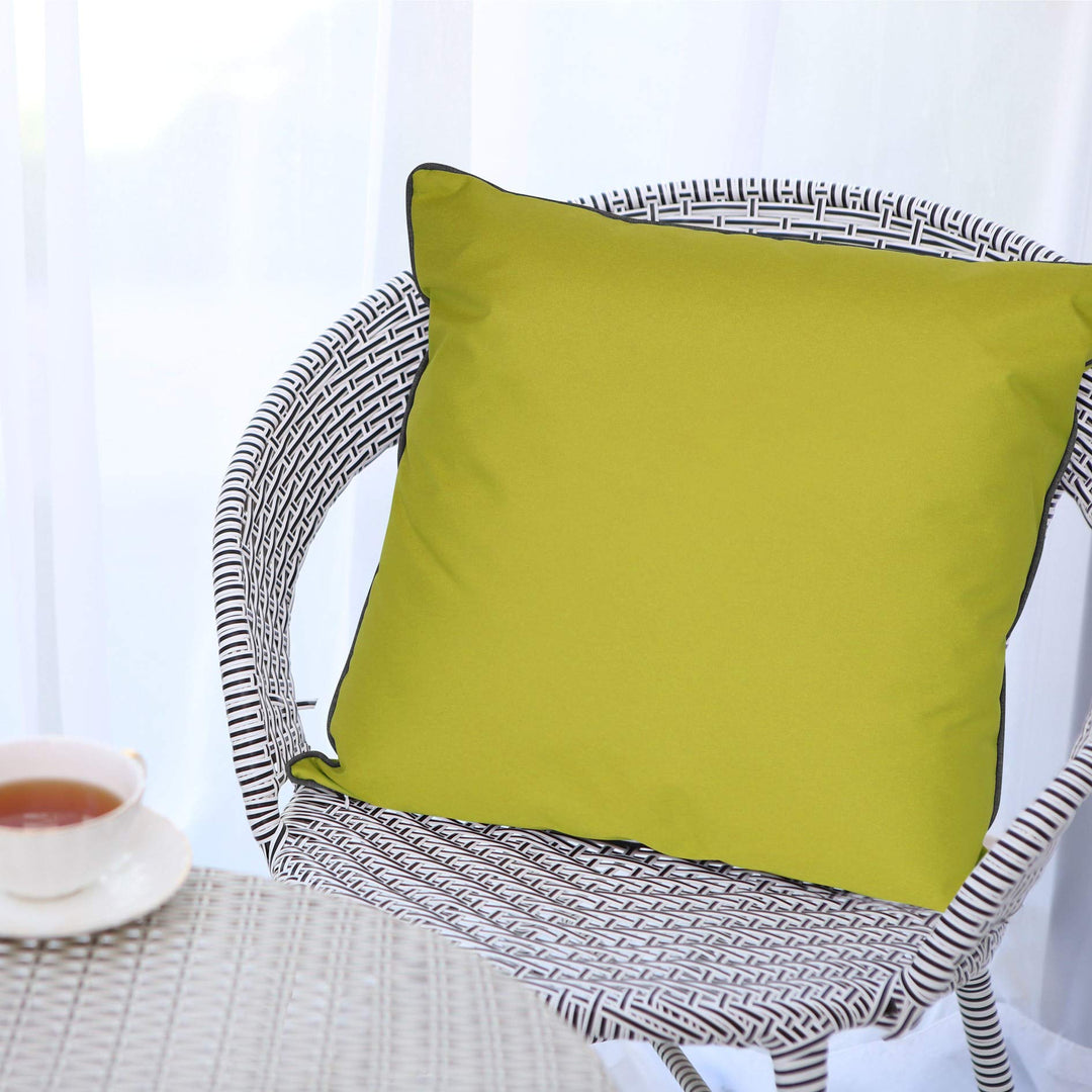 LILENO HOME Kissen 60x60 cm [2er Set] - Wasserabweisende Kissenhülle Limette (ohne Füllkissen) - Kis