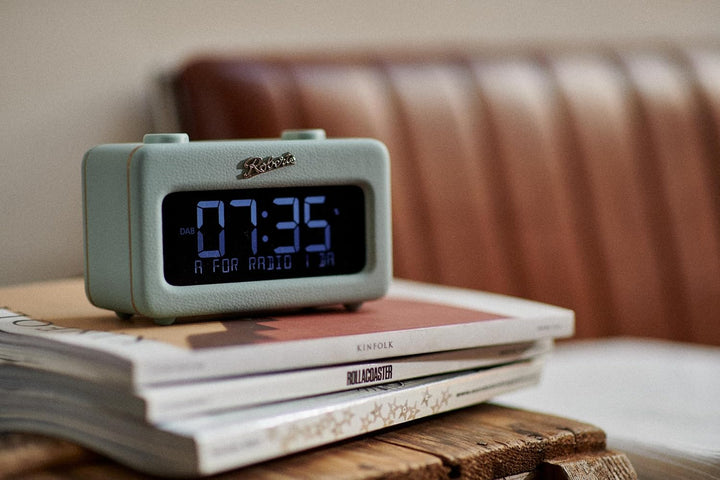 Revival Rest Retro Radiowecker Dab+/UKW/Bluetooth Himmelblau