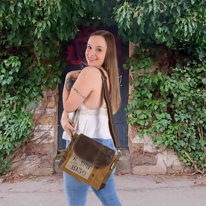 Sunsa Vintage Umhängetasche. Kleine Tasche aus Canvas &amp; Leder. Nachhaltige Messenger Bag. Geschenk I