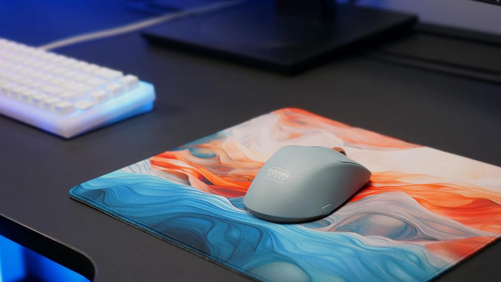 CHERRY XTRFY GP5, Gaming-Mauspad aus Stoff in M (320 x 270 x 3 mm), Glattes Speed-Pad für Präzision,