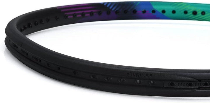 YONEX Vcore Pro 97D (320G)