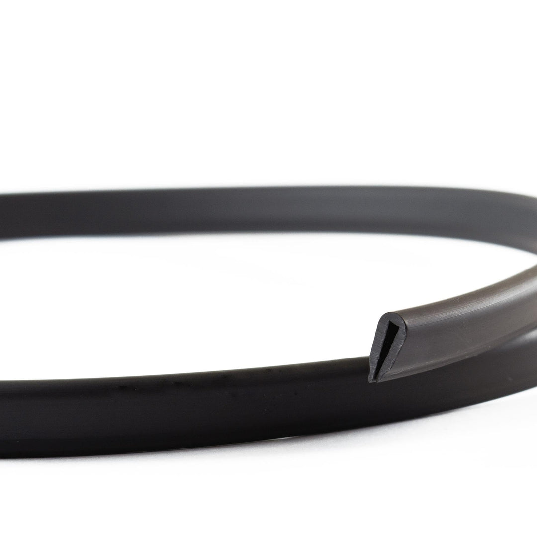 EUTRAS [100m] Kantenschutz KSO4005 schwarz 1,3 mm – schützt und entschärft Kanten – für Bleche – per