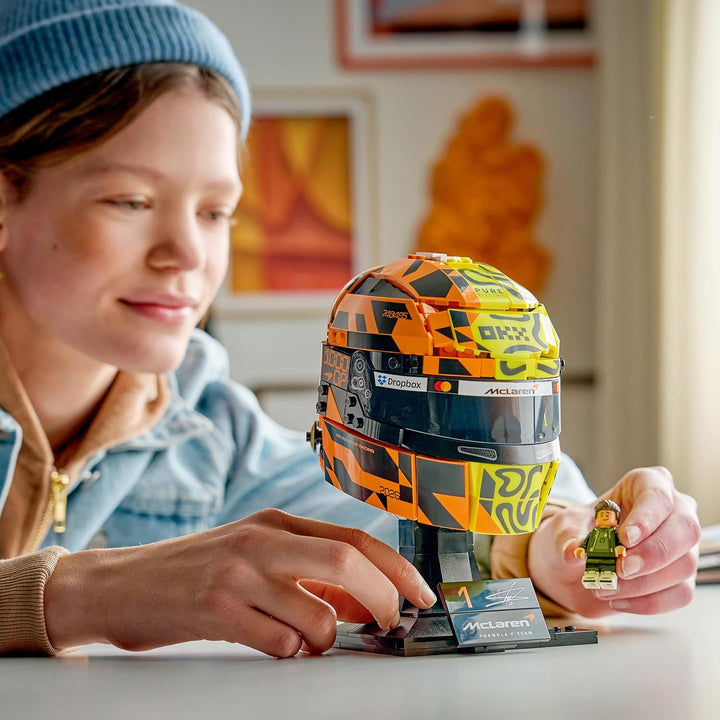 LEGO Editions McLaren MasterCard F1 Team Lando Norris’ Helm - F1 Fanartikel - Modellbau mit Minifigu