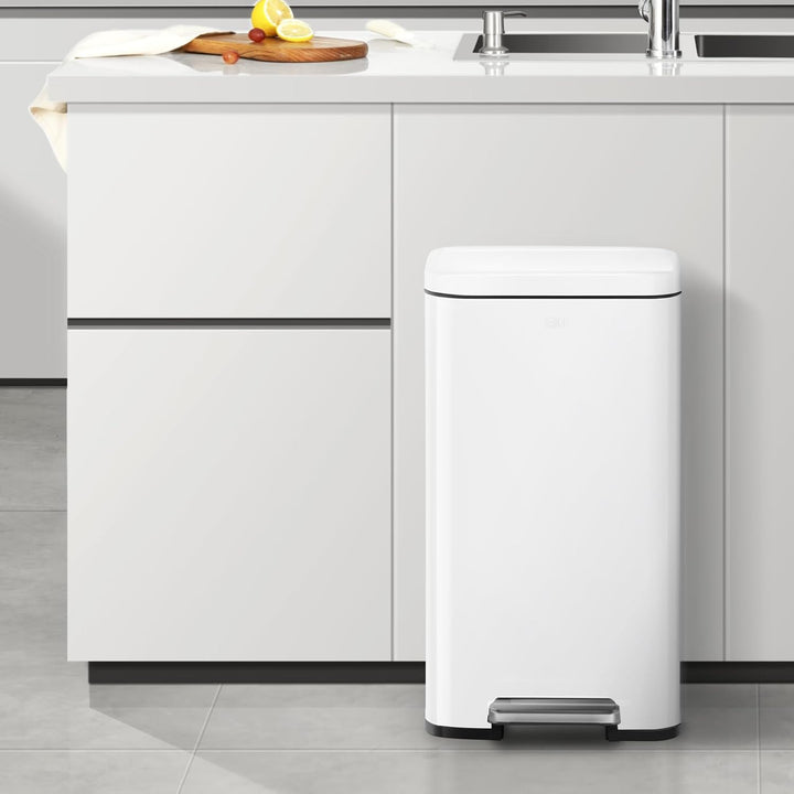 EKO Madison Küchenmülleimer, 30 l, mit Pedal und Soft-Close-Deckel, Weiss, Edelstahl, Anti-Fingerabd