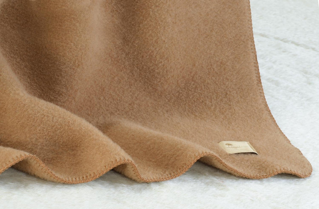 Wohnen &amp; Accessoires Wolldecke aus 90% Schurwolle und 10% Alpaka in 145x200-220cm umkettelt (145x200