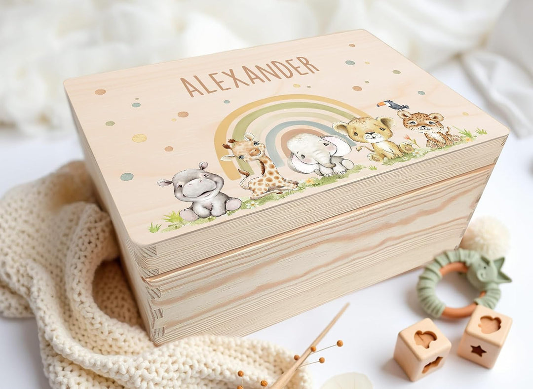Little Deco Personalisierte Baby-Erinnerungskiste aus Holz | L - 40 x 30 x 22 cm | Tiere &amp; Regenboge