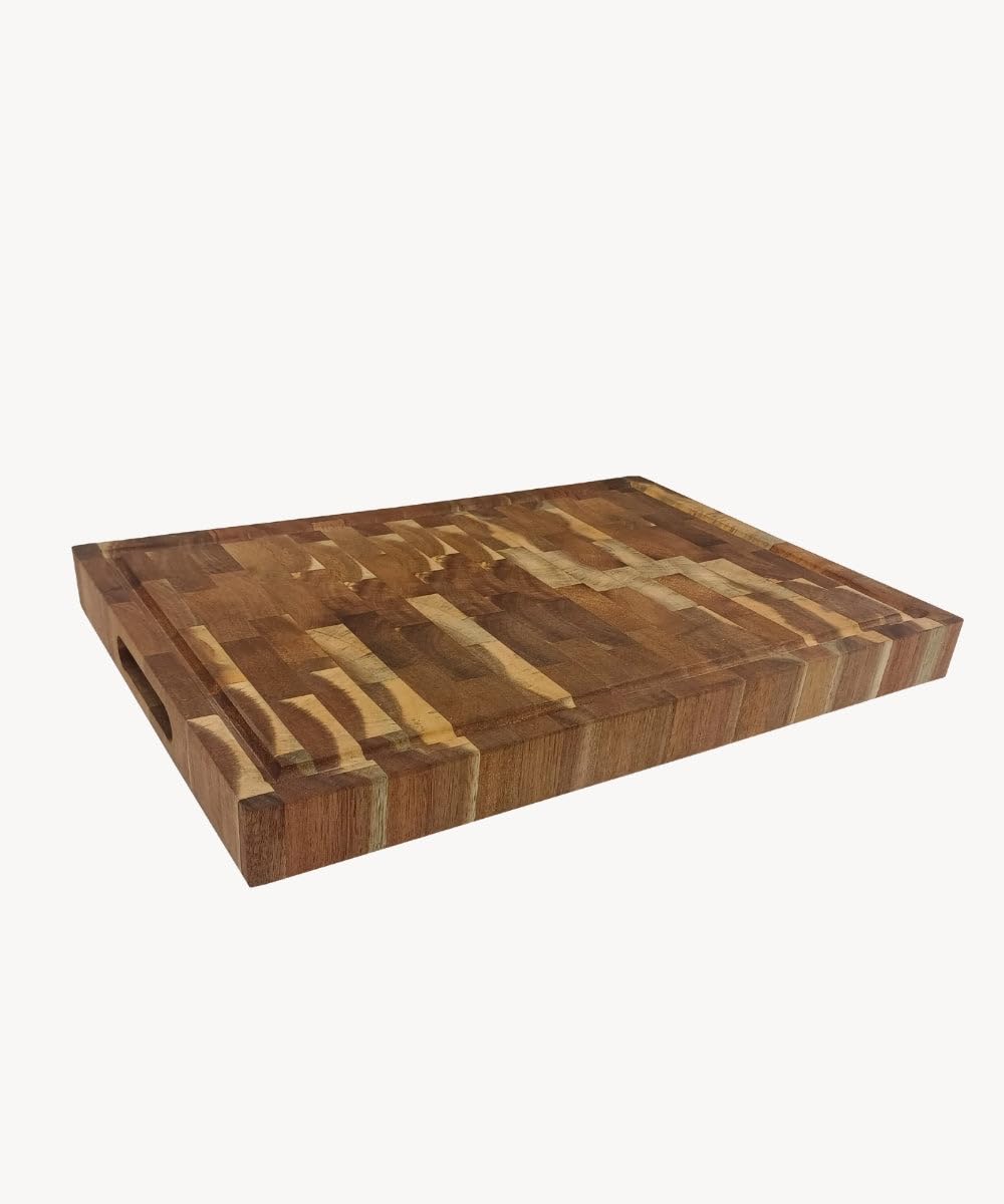 Zoha Schneidebrett Akazienholz Gross 40x19 cm – Klingenschonend &amp; handgefertigt massiv mit Griffmuld