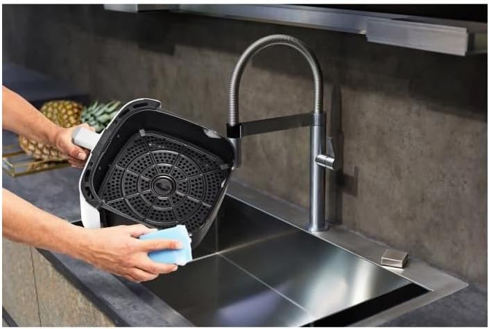 MEDION P10 XL Heissluftfritteuse (6,8 Liter XXL Frittierkorb, 2.150 Watt, zwei Heizelemente aus Edel