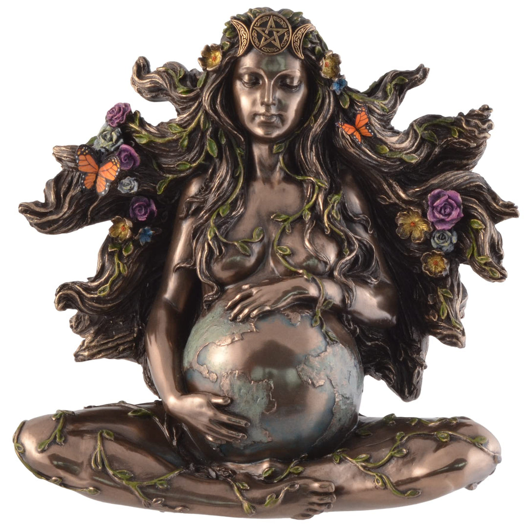 Gaia Erdmutter sitzend mit Blumen und Schmetterlingen - bronziert/coloriert by Veronese