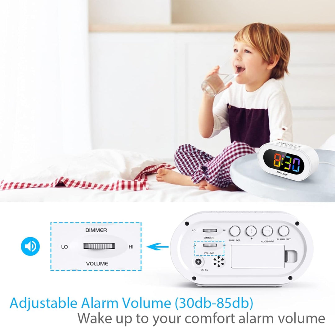 REACHER Kleiner Bunter LED Digital Wecker mit Snooze, Einfach zu Bedienen, Helligkeitsdimmer, Einste