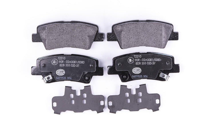 HELLA PAGID 8DB 355 020-371 Bremsbelagsatz - T2210 - Dicke/Stärke: 15.7mm - Bremssystem: Akebono - m