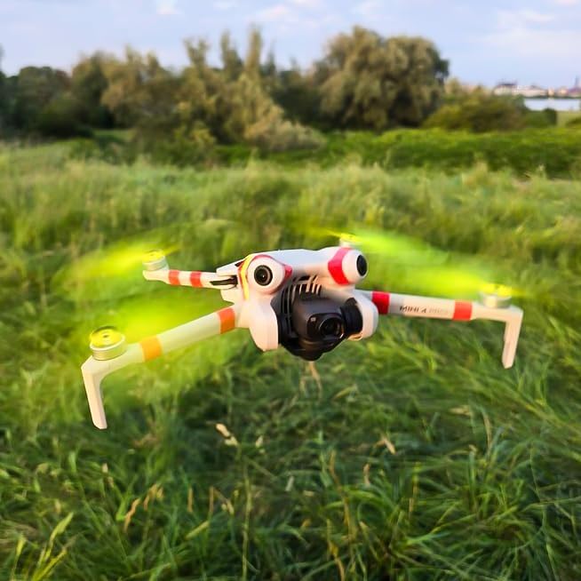 Master Airscrew Stealth Propeller für DJI Mini 3 Pro &amp; Mini 4 Pro - Elektrisch, 4 Propeller im Set,