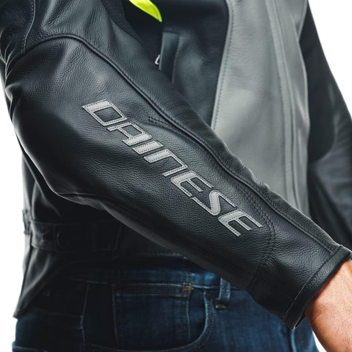 Dainese Racing 4 Motorrad Lederjacke 58 Grauschwarz, 58 Grauschwarz