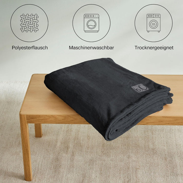 s.Oliver Kuschelsoft Decke 150x200 cm - flauschig, warm &amp; waschbar, Kuscheldecke dunkelgrau Uni 150
