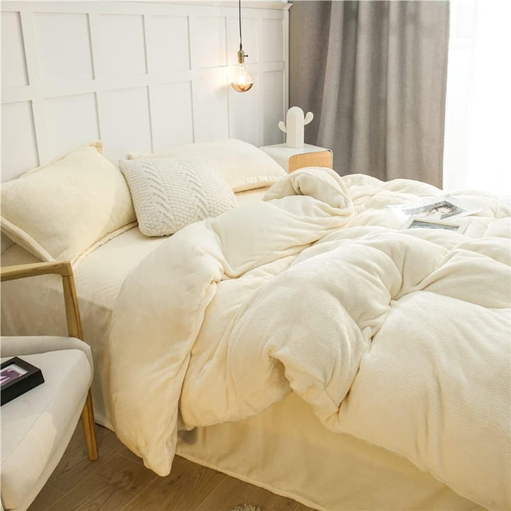 Omela Warm Fleece Winter Bettwäsche 135x200 Creme Weiss Cashmere Touch Plüsch Bettbezug mit Kopfkiss