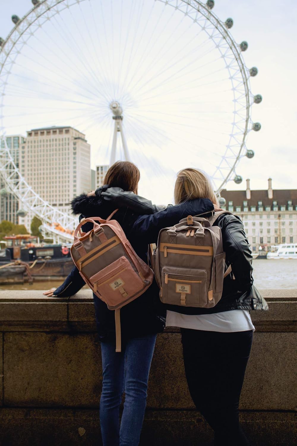 SEVENTEEN LONDON – Moderner, einfacher und Unisex ‘Wimbledon’ Rucksack in rosa und grau mit einem kl