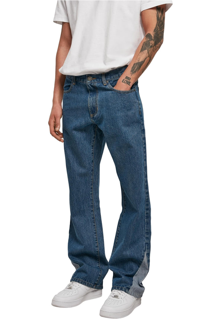 Urban Classics Herren Hose, Organic Triangle Denim Jeans aus BIO-Baumwolle, weites Bein mit Einsatz