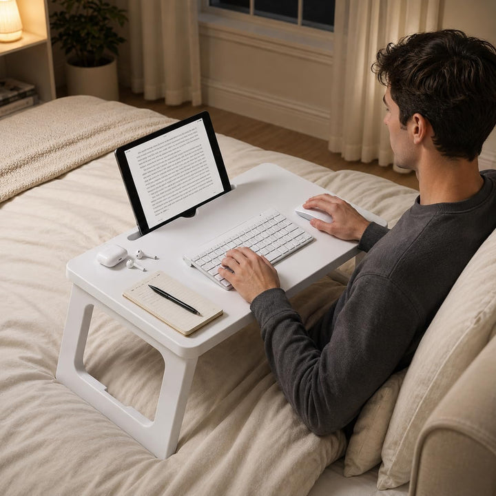 KOMFOTTEU Laptoptisch mit klappbaren Beinen &amp; Tablet-Schlitz, Weiss