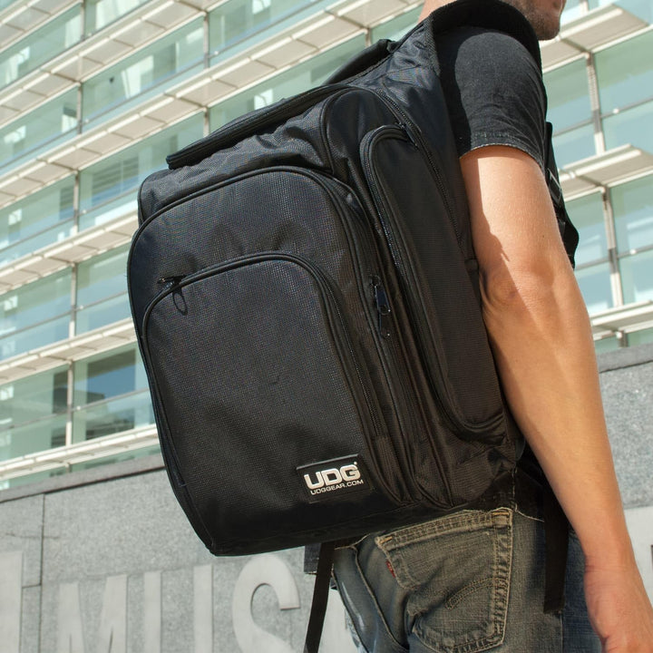 UDG GEAR Unisex U9101blor Tasche, Noir Intérieur Orange, 1 EU