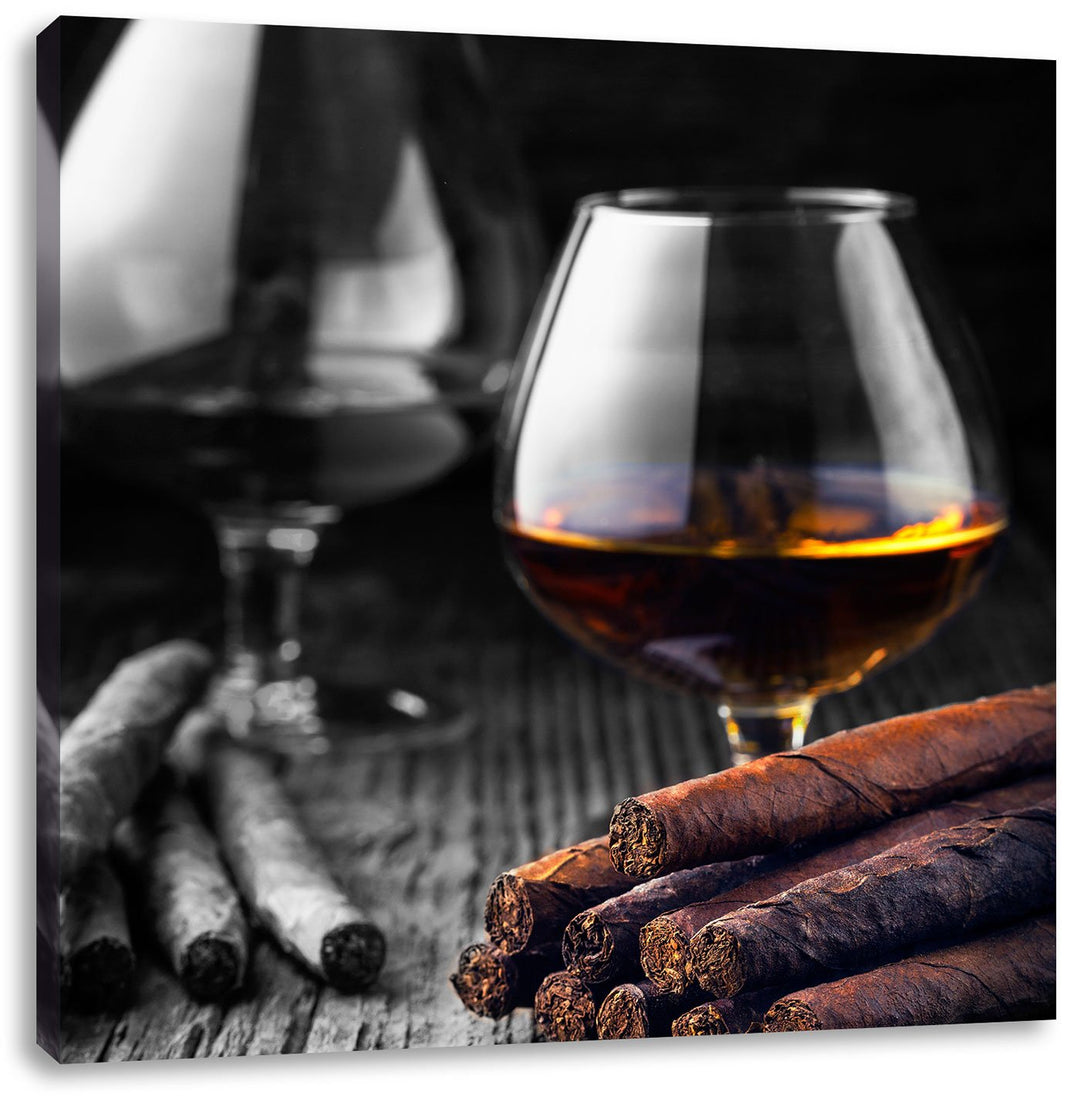 Pixxprint Edler Whisky mit Zigarren auf rustikalem Holztisch schwarz/weiss, Format: 70x70 auf Leinwa