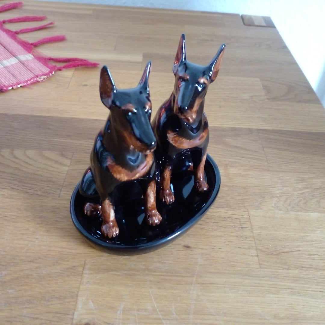 Keramik Salz und Pfefferstreuer Set mit Hundemotiv (Dobermann)