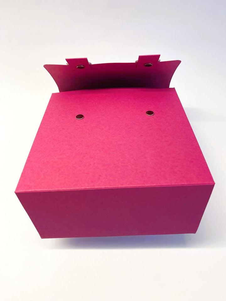 Schulranzen aus Karton 14,5 x 16 x 7,5 cm