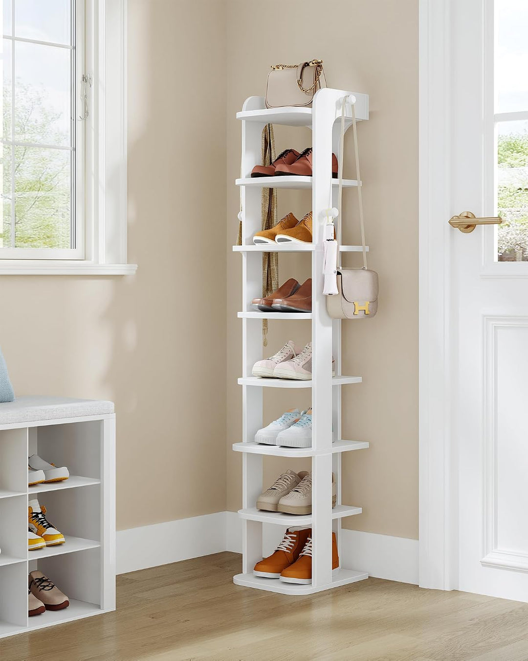 Hzuaneri Schuhregal, Schmales Schuhablage mit 8 Ebenen, Holz-Schuh-Organizer mit Haken, Verstellbar,