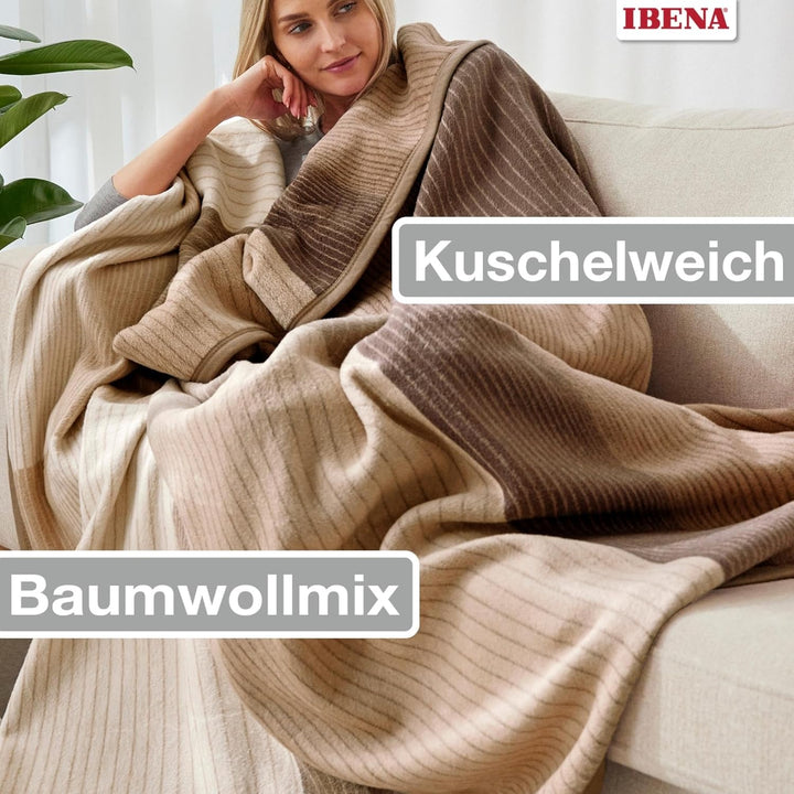 Ibena Granada Decke 150x200 cm – Kuscheldecke beige braun, pflegeleichte und kuschelweiche Baumwollm