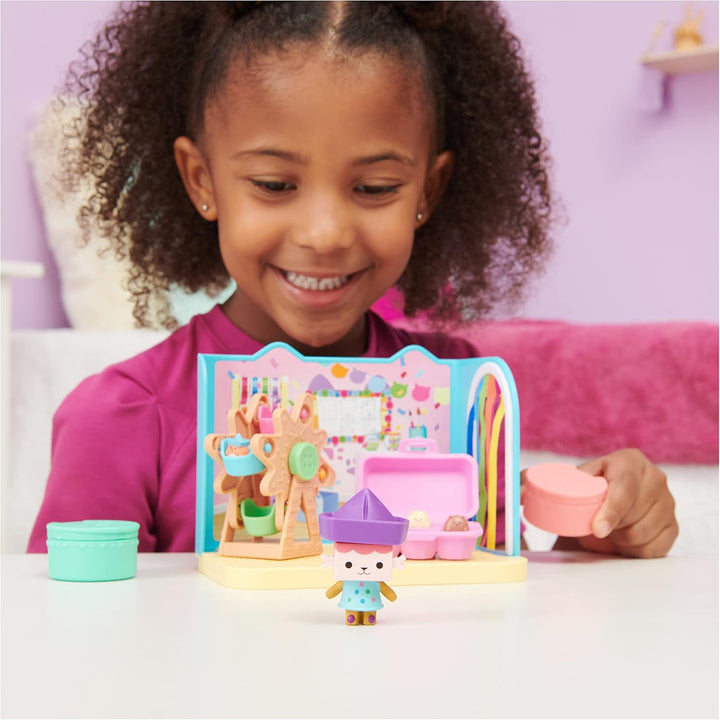 Gabby‘s Dollhouse Deluxe Raum, Sweet Dreams, Schlafzimmer mit Kuschelkatze &amp; Deluxe Raum, Craft-a-ri