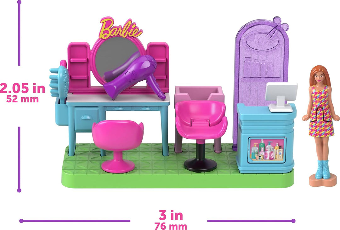 Barbie Mini Barbie Land Traumvilla und 3 Spielsets mit 4 ca. 3,8 cm grossen Puppen, Puppenhausmöbeln