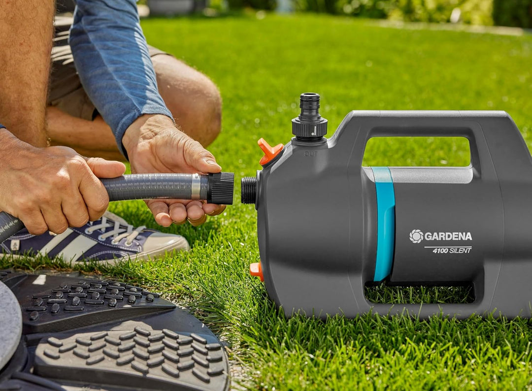 Gardena Sauggarnitur 7 m: Robuster Saugschlauch zum Anschluss an die Gartenpumpe, mit Saugfilter und
