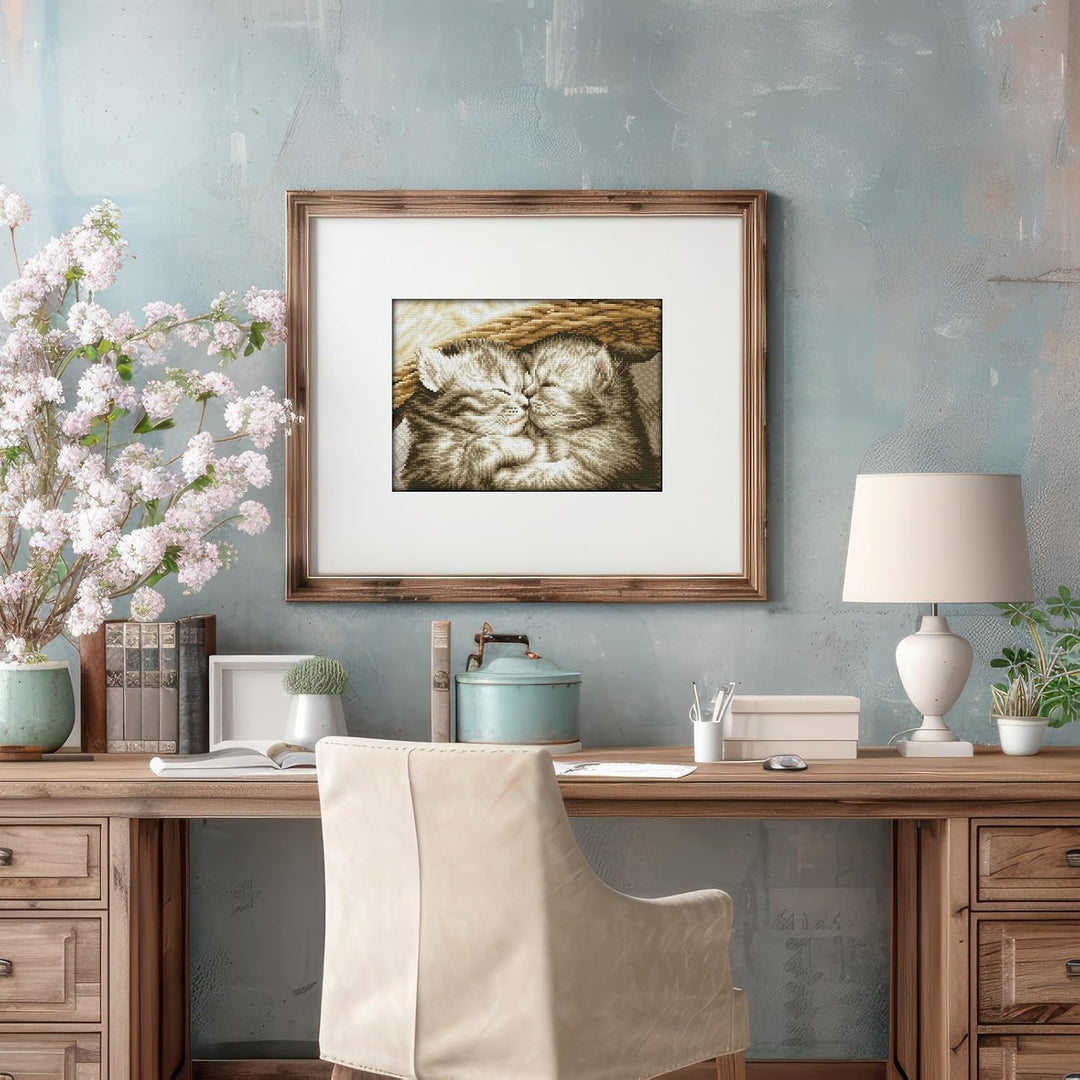 DIAMOND DOTZ DQ8.023 - Original 5D Diamond Painting Squares Set Katzen Babys, Kreativset mit 17.050
