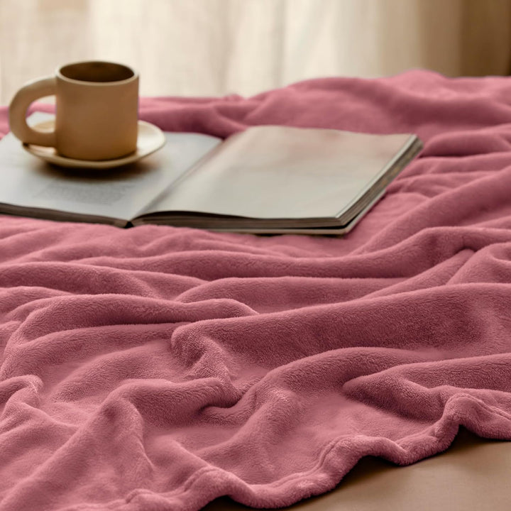 BEDSURE Kuscheldecke Flauschig Decke Fleecedecke - 220x240cm, Dunkelrosa Dunkelrosa 220 x 240 cm, Du