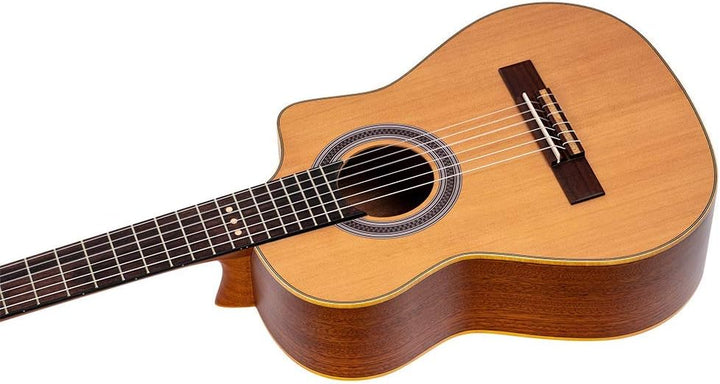 Ortega Guitars Konzertgitarre Requinto Series - deep body - inklusive Gigbag - Zedernholz / Sapele (