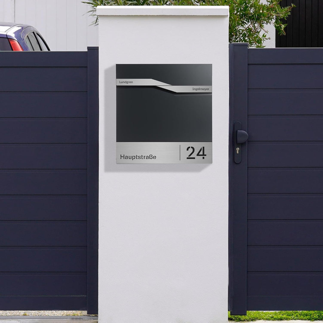 FORGARD Briefkasten Model Trelleborg Anthrazit (RAL 7016) mit Strasse, Hausnummer und 2 Namen, Zeitu