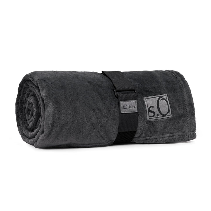 s.Oliver Kuschelsoft Decke 150x200 cm - flauschig, warm &amp; waschbar, Kuscheldecke dunkelgrau Uni 150