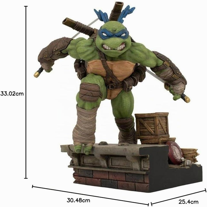 Diamond Select - Teenage Mutant Ninja Turtles - Gallery Leonardo PVC Statue
