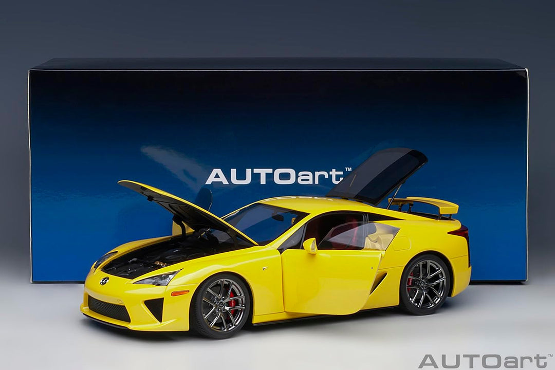 AUTOart - Miniaturauto der Kollektion, 78854, Pearl Yellow