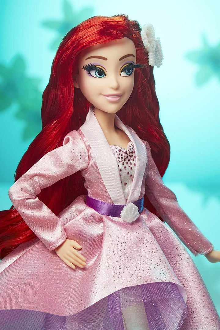 Disney Prinzessin Style Serie 07 Arielle, moderne Modepuppe mit Ohrringen und Schuhen, für Mädchen a