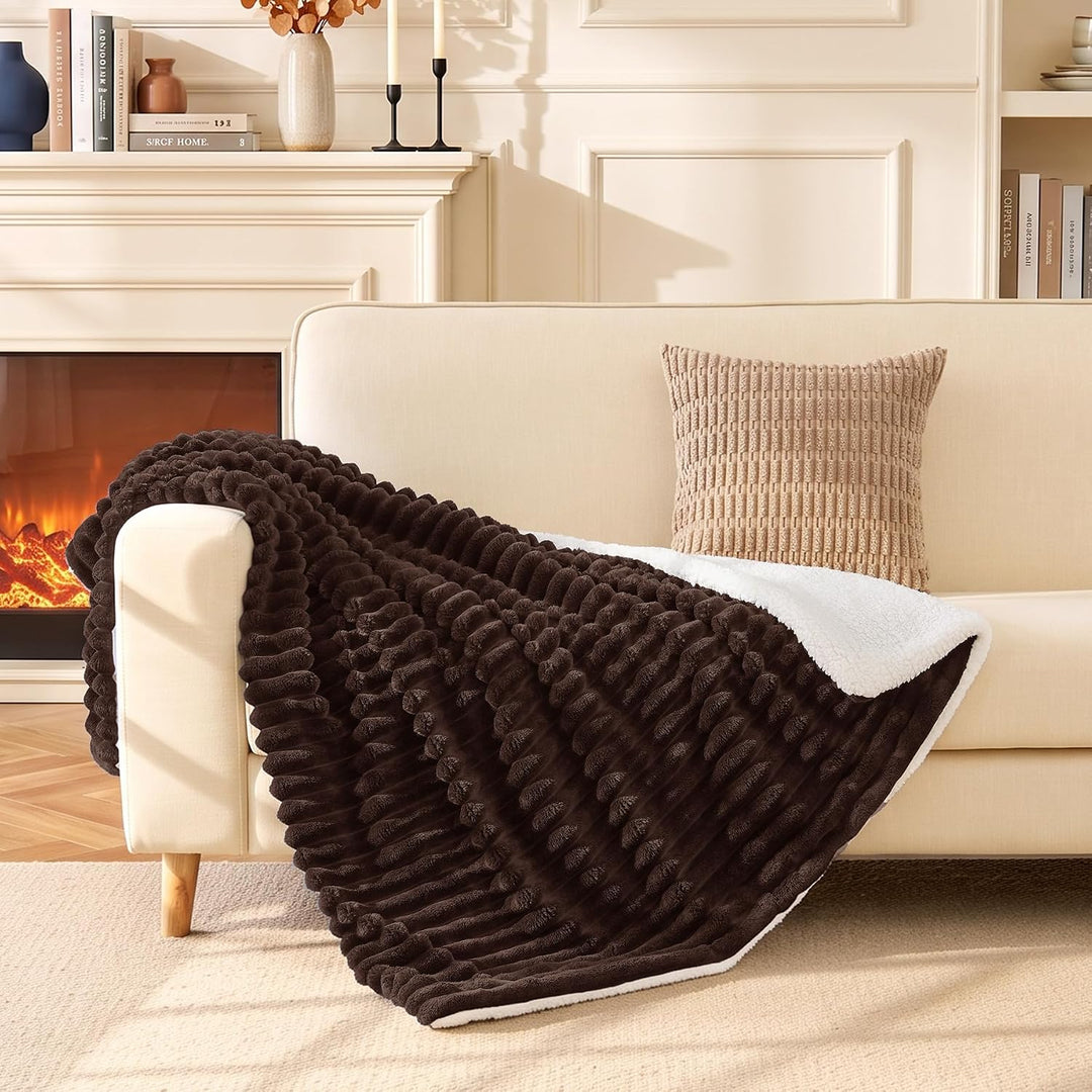 BEDELITE warme Decke Sherpa Kuscheldecke Flauschig Dunkelbraun 150x200 Dunkelbraun 150 x 200 cm, Dun