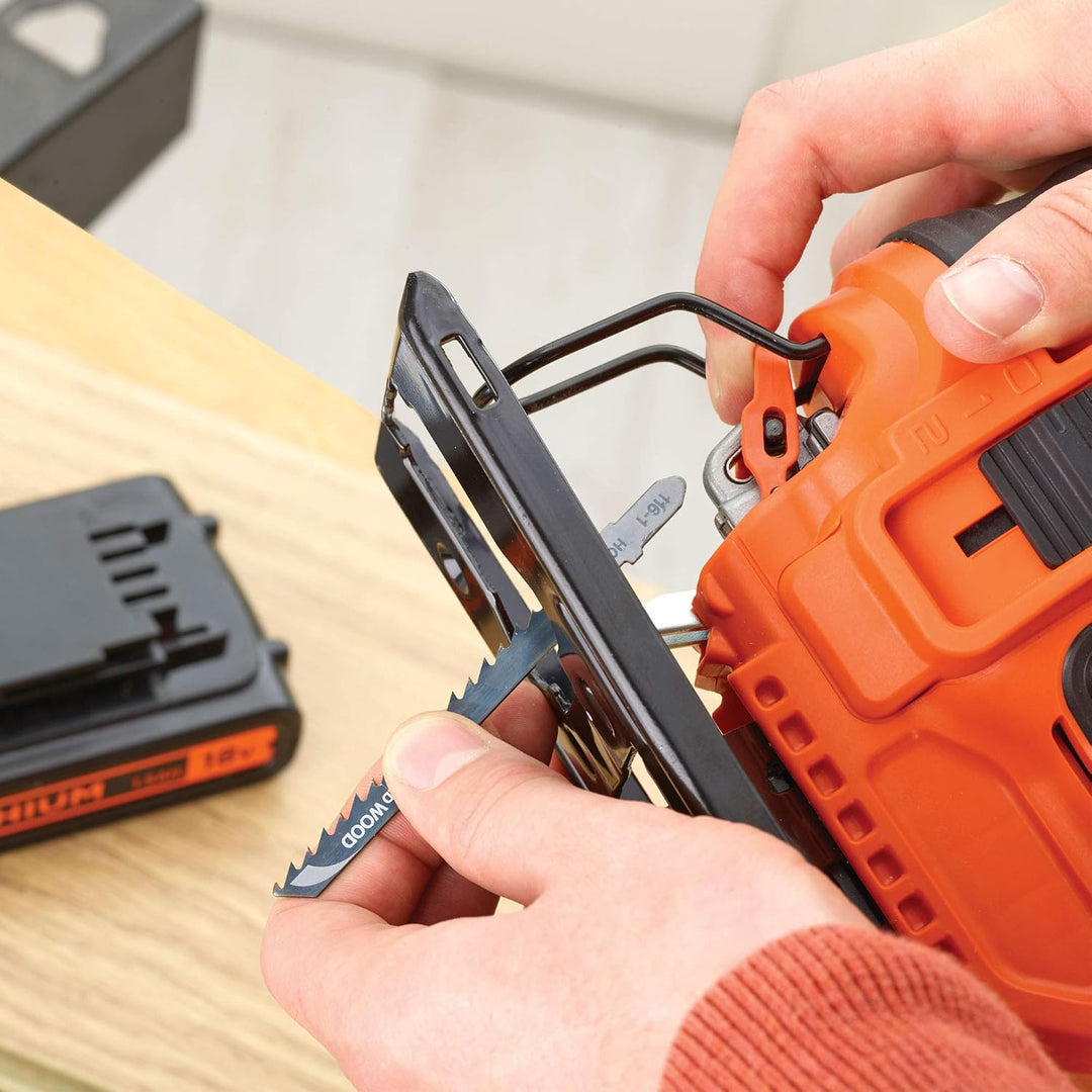 Black &amp; Decker BCK22S1S 18V 1,5Ah Li-Ion Akku Set Bohrmaschine-Bohrschrauber + Jig und Tasche