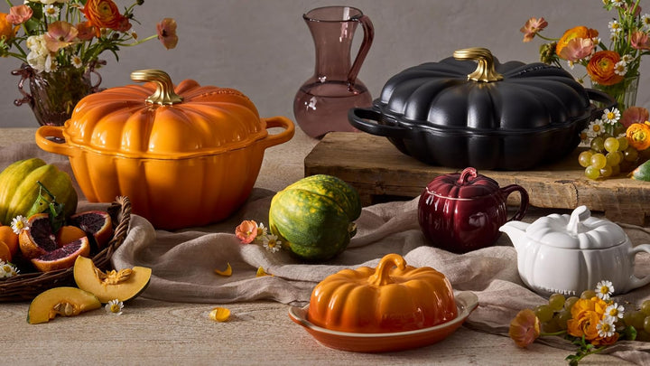 Le Creuset Emailliertes Gusseisen, Kürbis-Schmorpf, 2,75 qt, Lakritz Lakritze, Lakritze