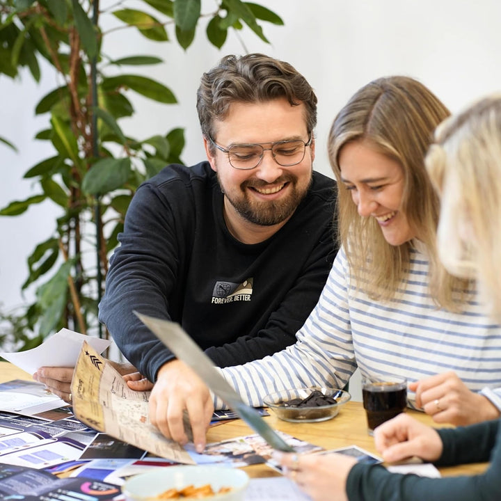 Ewiges EIS - Krimispiel Adventskalender 2025 Krimi Spiel für Erwachsene über 24 Tage - jeden Tag EIN