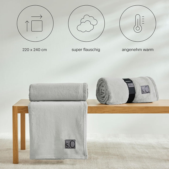 s.Oliver Kuschelsoft XXL Decke 220x240 cm - flauschig, warm &amp; waschbar, Kuscheldecke hellgrau Uni 22