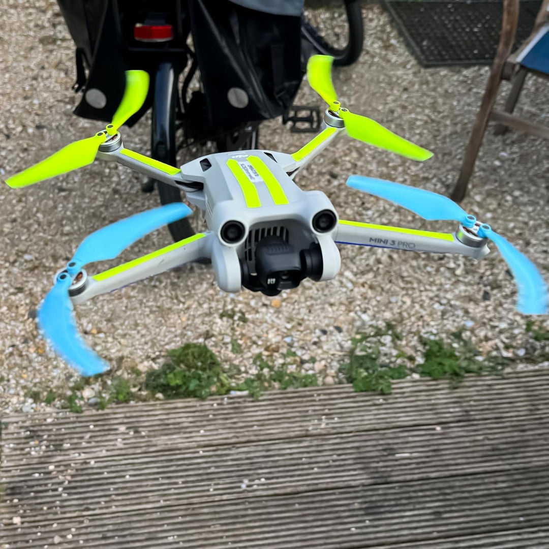 Master Airscrew Stealth Propeller für DJI Mini 3 Pro &amp; Mini 4 Pro - Elektrisch, 4 Propeller im Set,