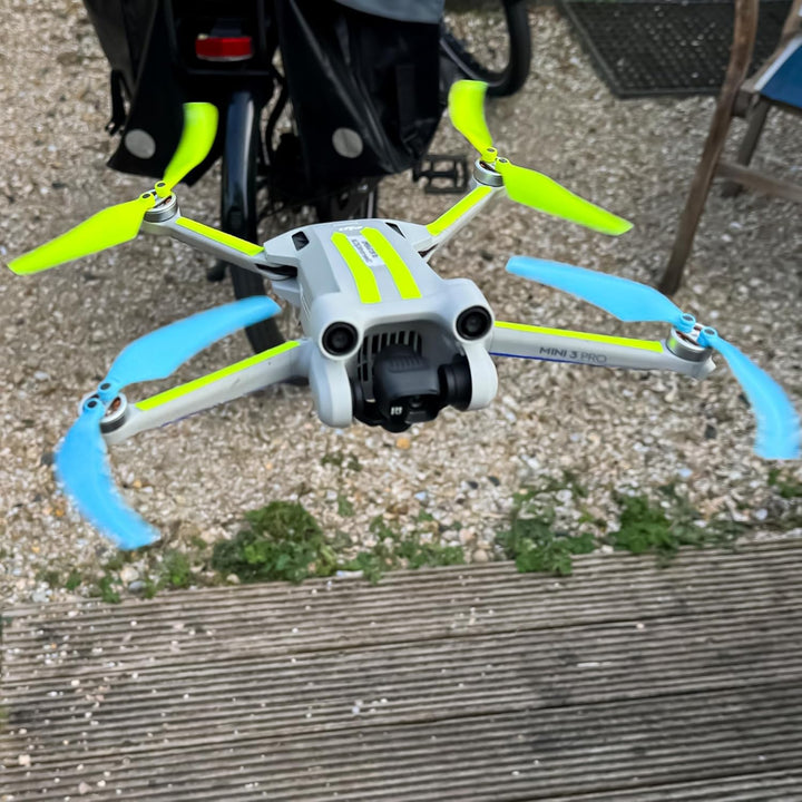 Master Airscrew Stealth Propeller für DJI Mini 3 Pro &amp; Mini 4 Pro - Elektrisch, 4 Propeller im Set,
