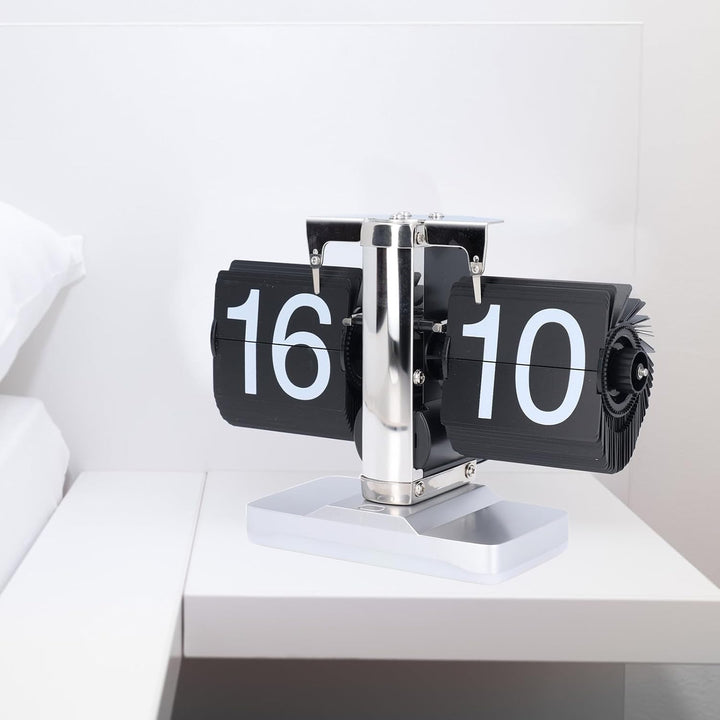 Bewinner Klappbare Schreibtisch-Regaluhr Im Retro-Stil, Automatisch Klappbare Schreibtisch-Tischuhr,